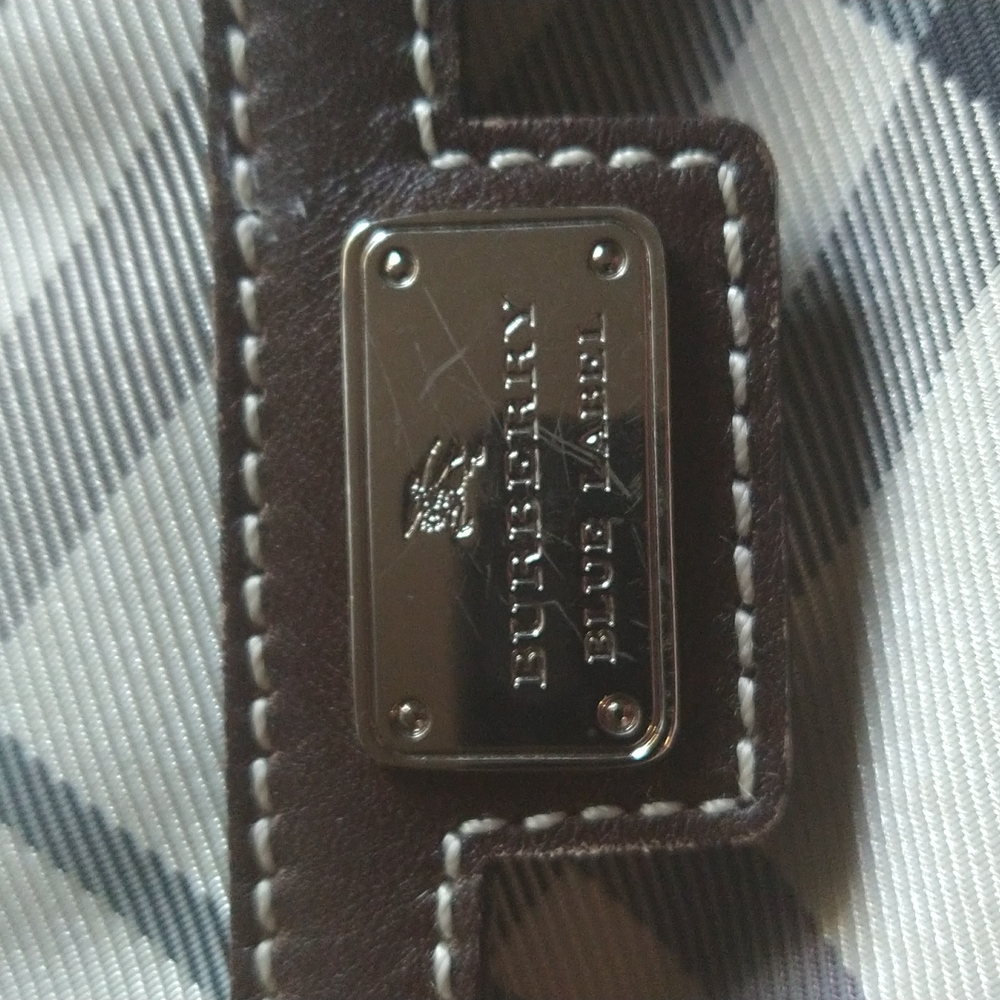 Burberry 1 cross body purse - Picture 3 of 7
